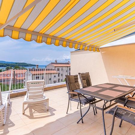 Apartments Tatjana II Cres Luaran gambar